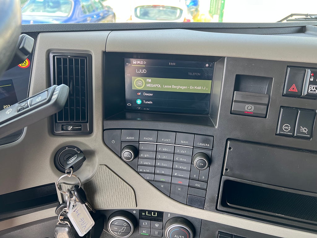 Volvo FM13 460 8x4*4 Kranväxlare Palfinger Kran & Jibb