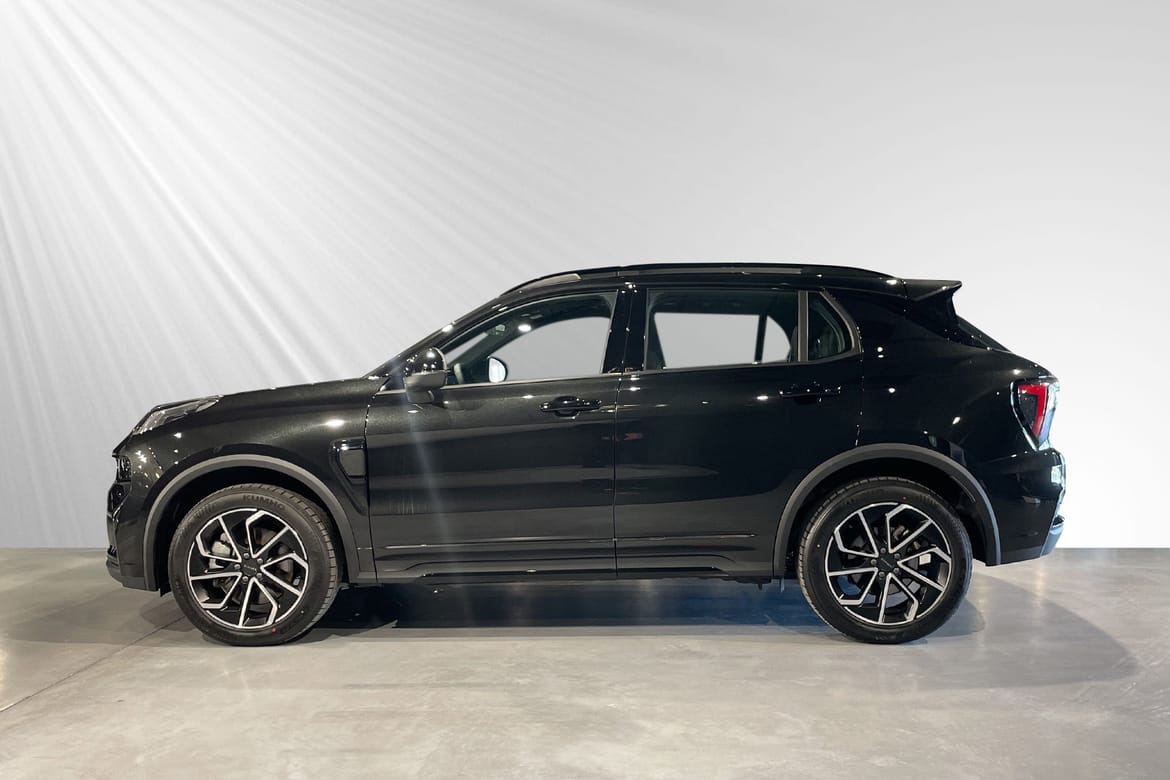 Lynk & Co 01 Core PHEV 2025, bild 3/27