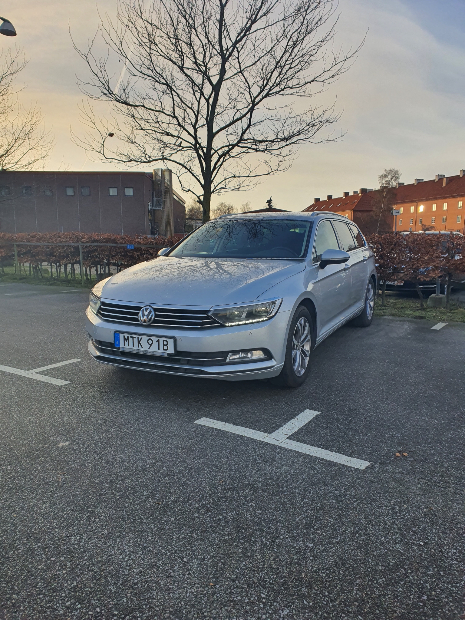 Volkswagen Passat 2018, bild 2/44