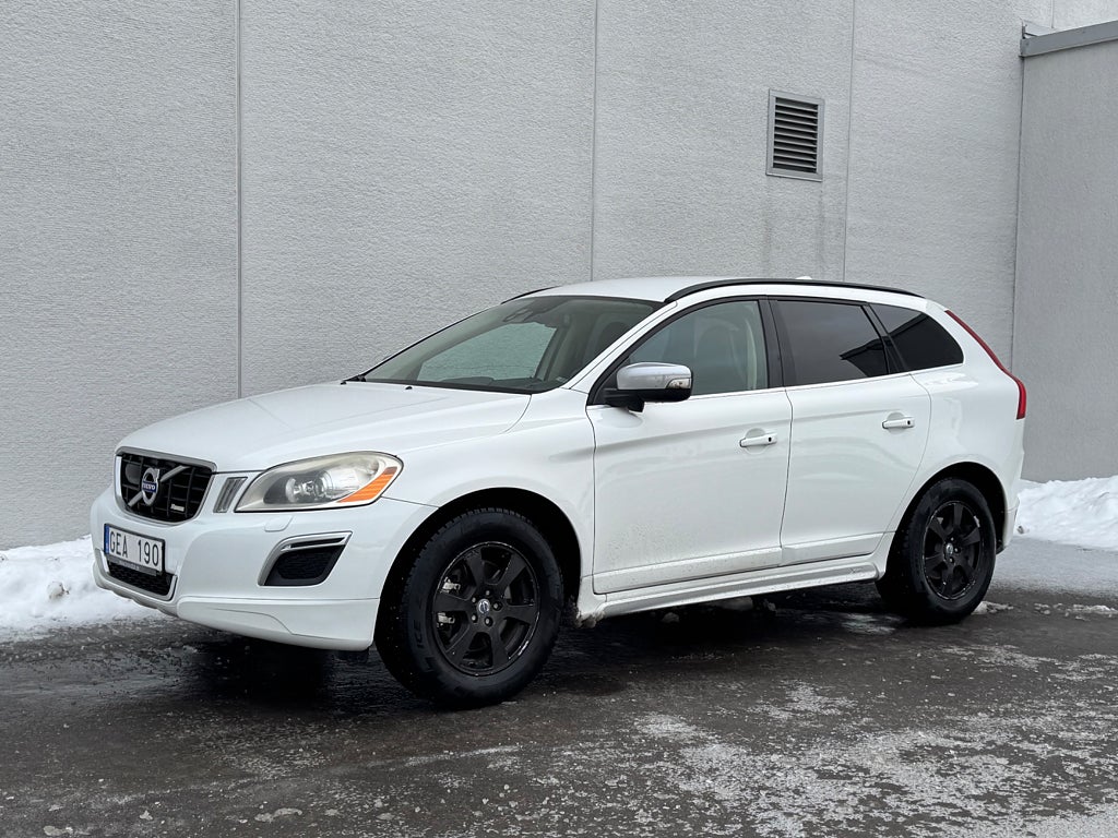 Volvo XC60 D5 AWD Geartronic R-Design 