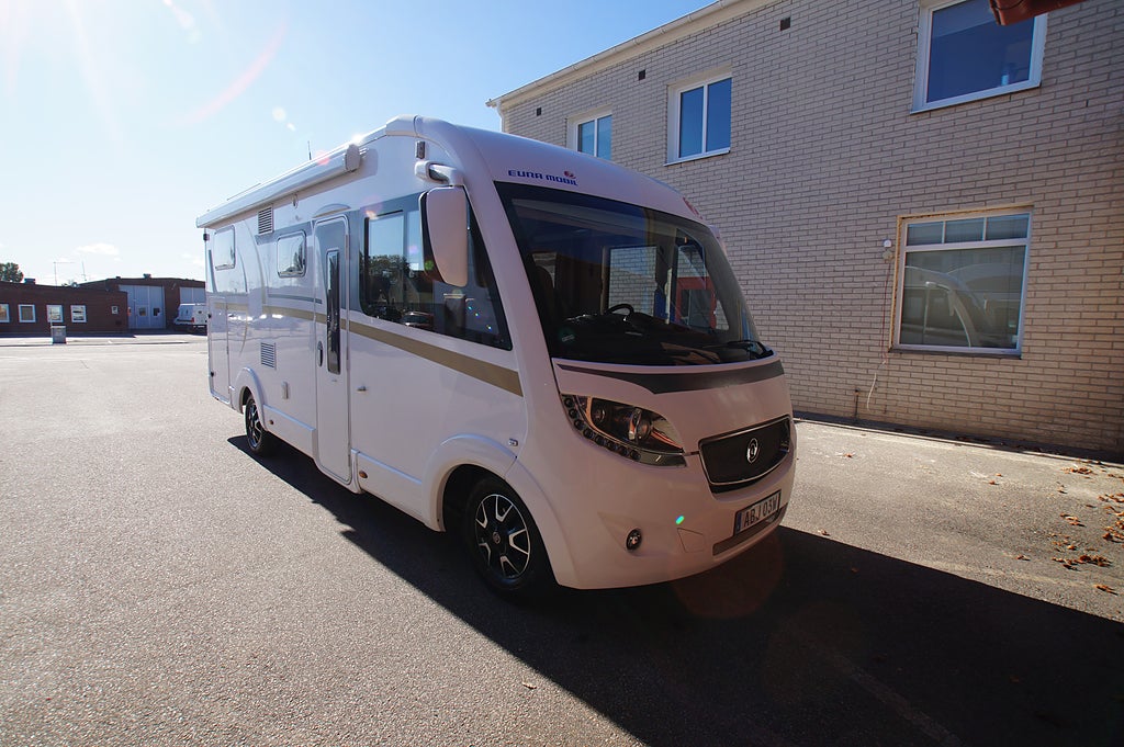 Eura Mobil integra 655 EB