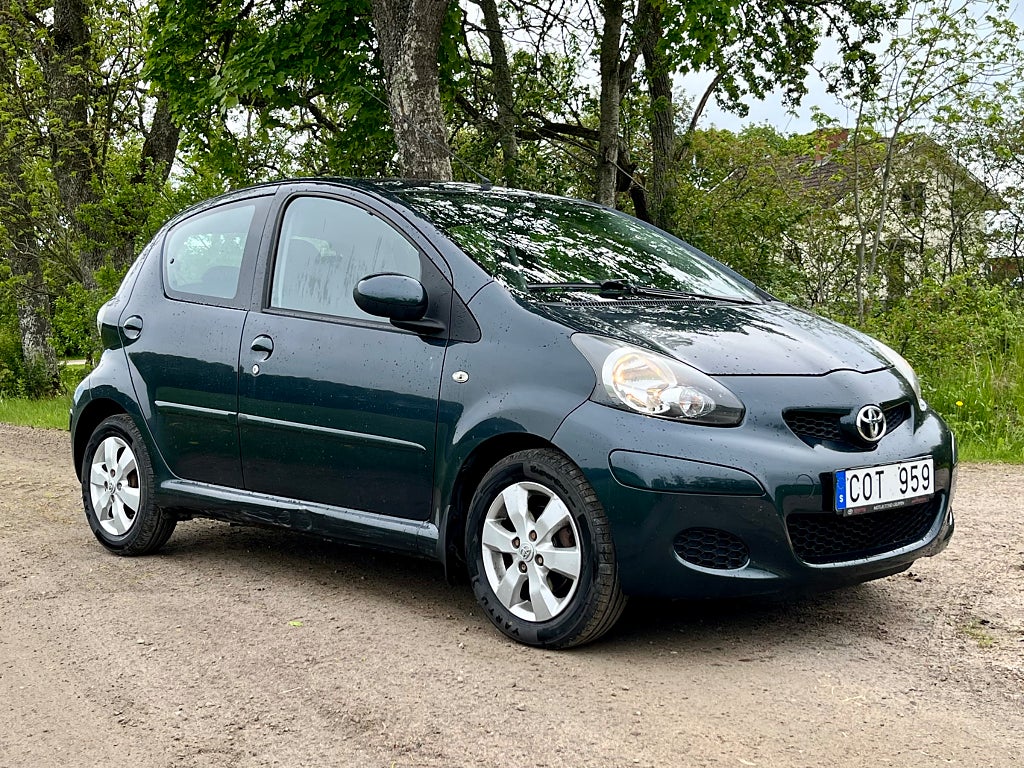 Toyota Aygo 5-dörrar 1.0 VVT-i (Nybesiktigad)