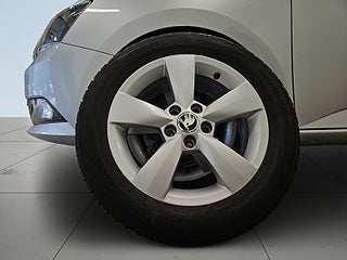 Skoda Fabia Kombi 1.0 TSI DSG Style S&V-hjul/Carplay/Psens/Drag – bild 13