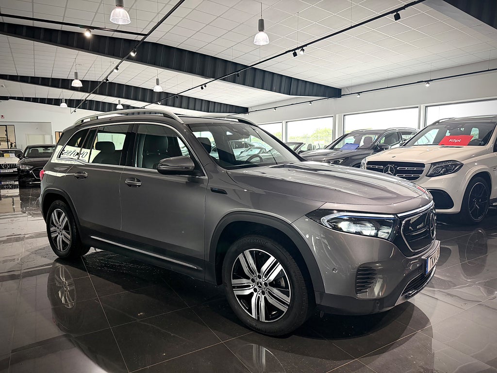 Mercedes-Benz EQB 300 4MATIC Progressive Line Värmare Navi - bild 18