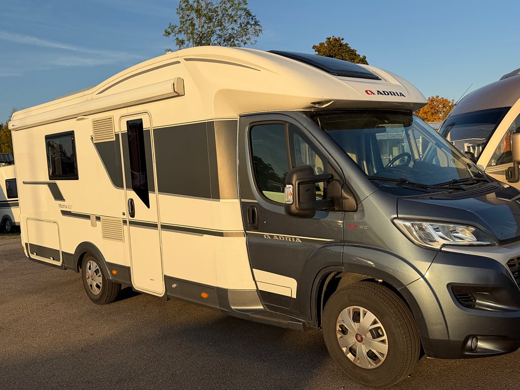 Adria Matrix Plus SLT 4 sovplatser Bodels AC Solcell 2018 - miniatyr 9