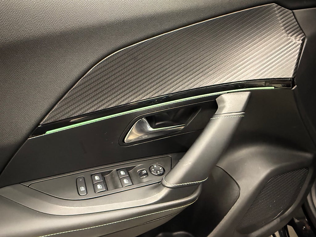 Peugeot 2008 1.2 PureTech 155 EAT GT Vinterhjul Hemleverans - miniatyr 21