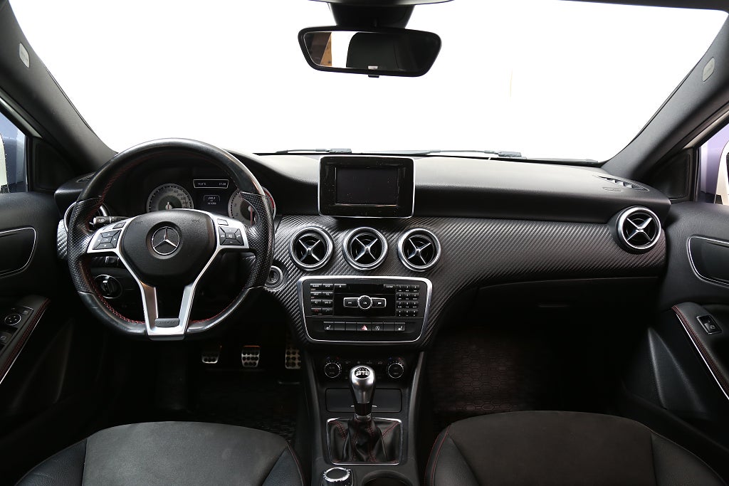 Mercedes-Benz A 180 122hk AMG Styling 2015