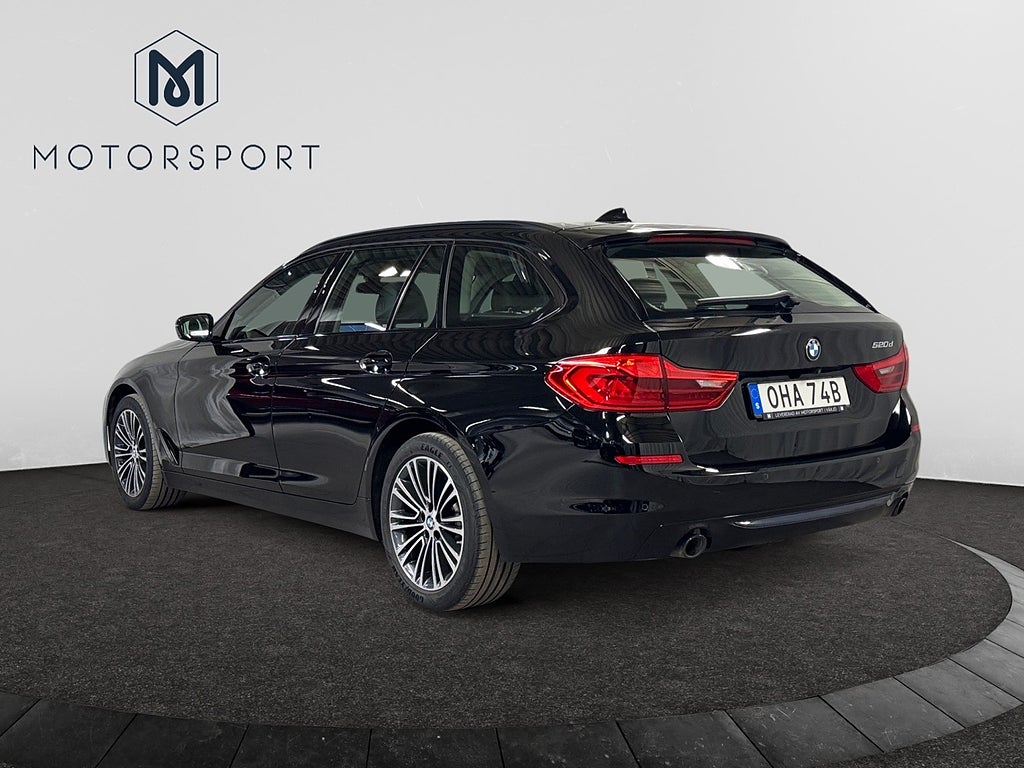 BMW 520d Touring Aut Sport line 190hk Navigation Dragkrok Apple bild 5