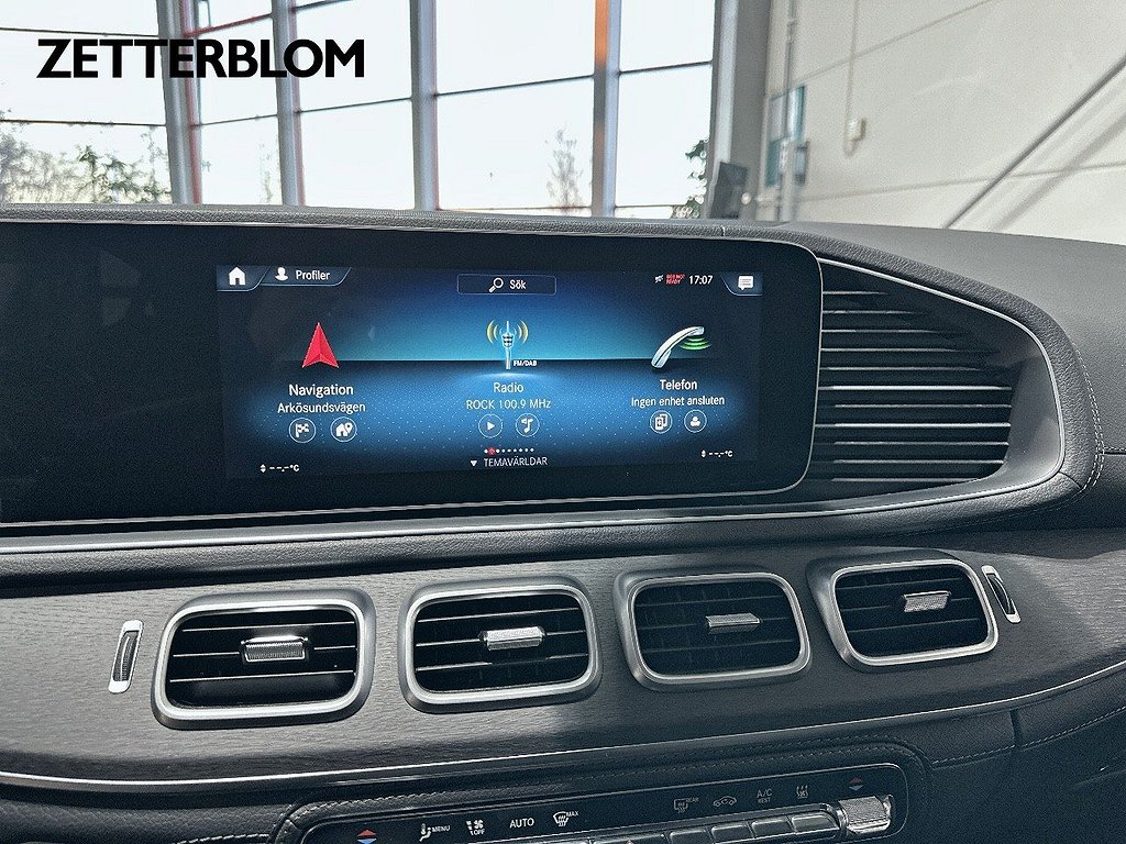 SUV Mercedes-Benz GLE 17 av 27