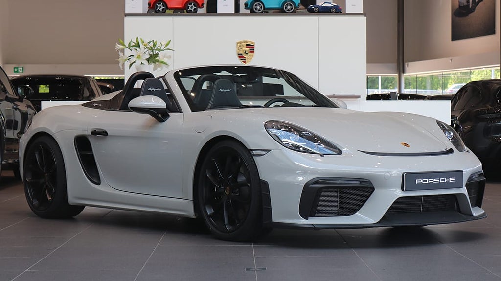 Porsche 718 Spyder 420 hk