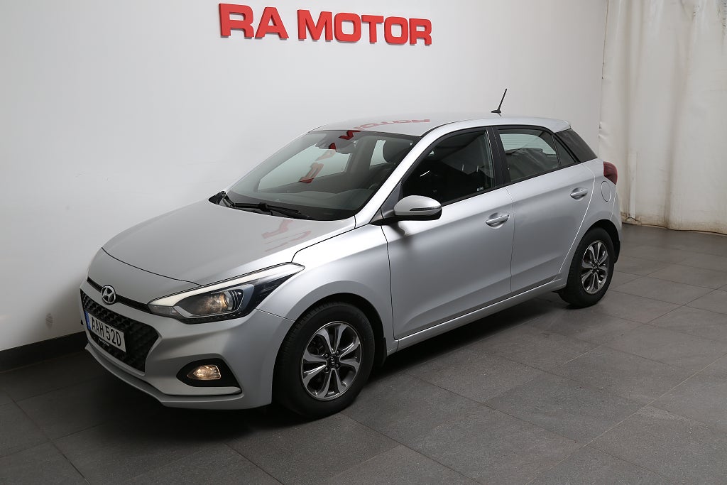 Hyundai i20 1,2 84hk Trend 5D Keyless CarPlay B-Kamera Motorv 2020