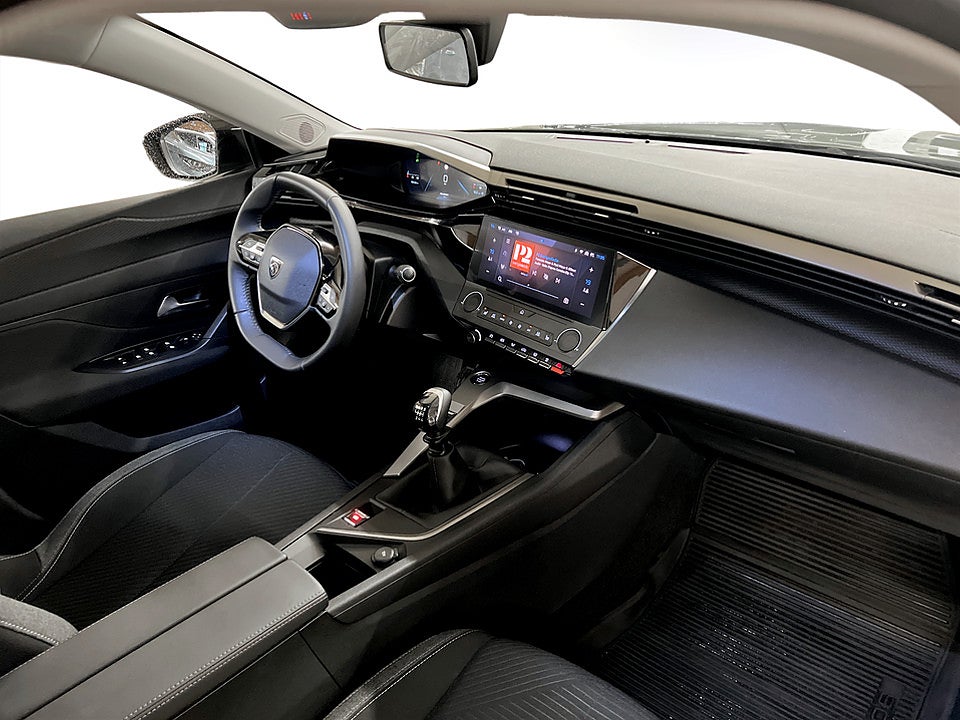 Bild på Peugeot 308 5D Active 1.2 PT 130hk CARPLAY BACKSENSORER