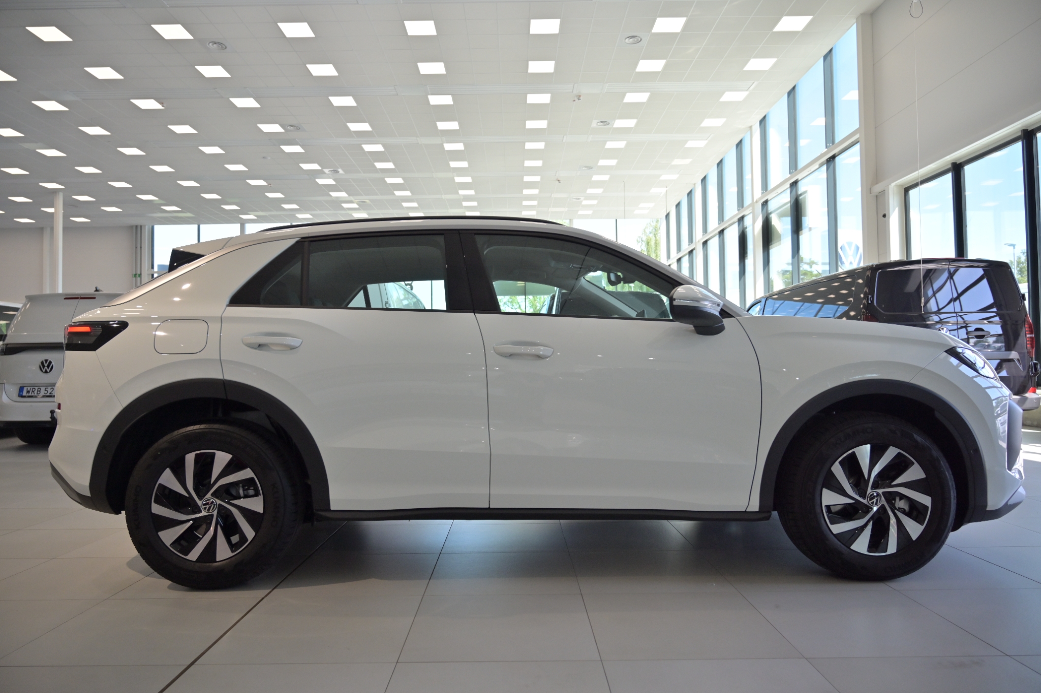 Volkswagen T-Roc 1.5 eTSI 150 hk 2027, bild 6/57