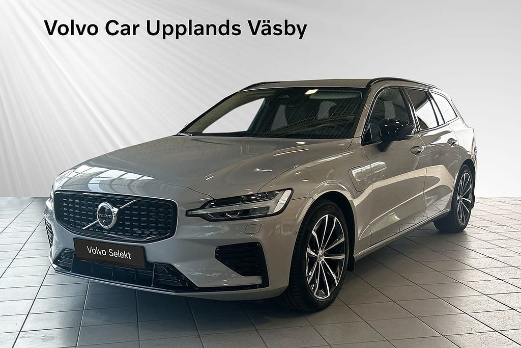 Volvo V60 T6 Plus Dark Edt I Läder I Drag I H&K I 360°