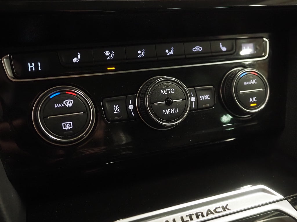 Volkswagen Passat Alltrack TDI 190hk 4M |Drag|D-värm|Cockpit| 2018