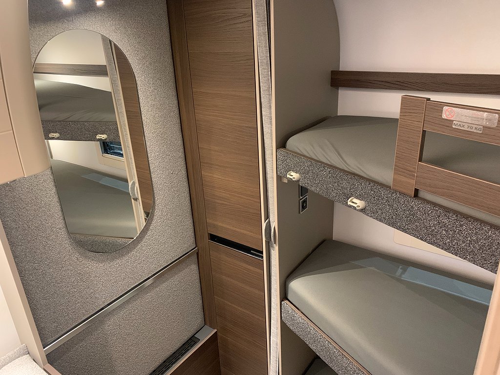 Adria Alpina 663 UK  2786 kr/mån/Ny /Vi tar inbyten - Adria