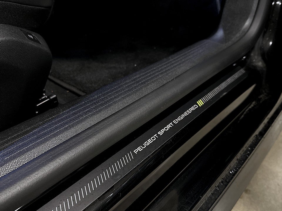 Bild på Peugeot 508 SW PSE Hybrid4 360hk Aut AWD 360° MASSAGE PANO HIFI