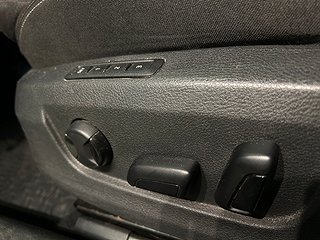 Skoda Superb Kombi 2.0 TDI 4x4 Style Drag Dvärm Kamera SoV