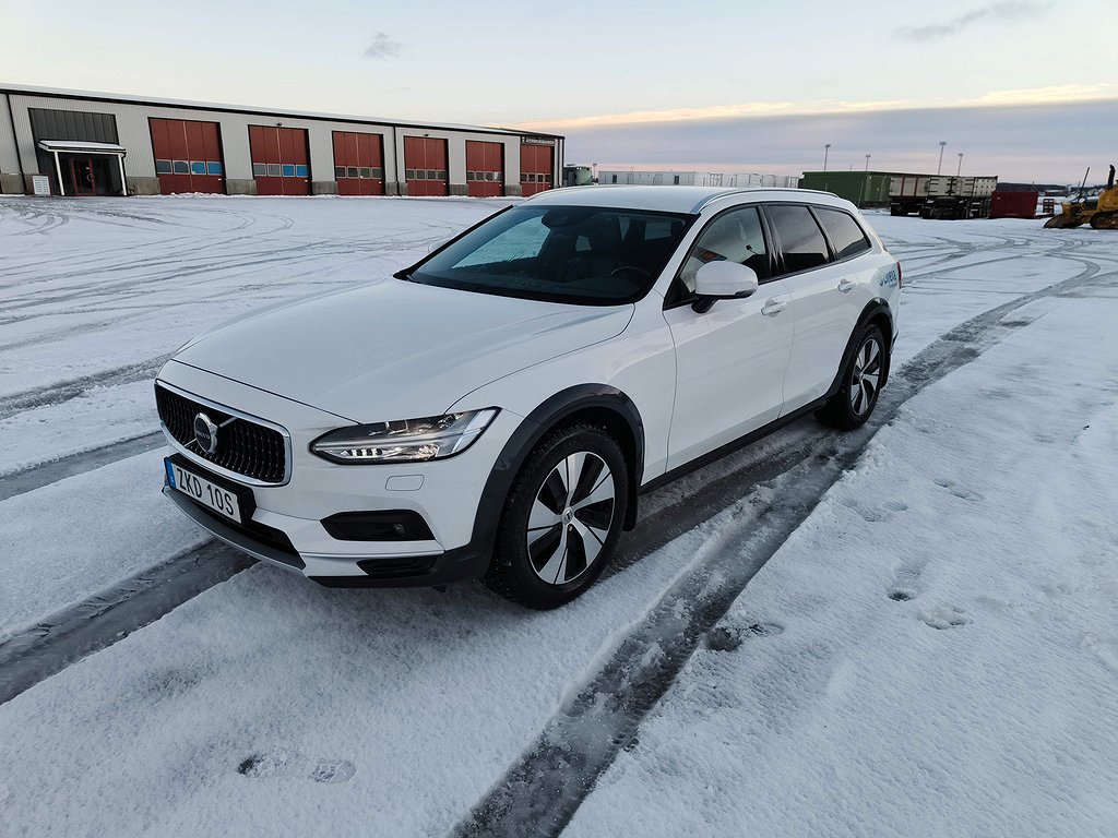 Volvo V90 Cross Country D4 AWD