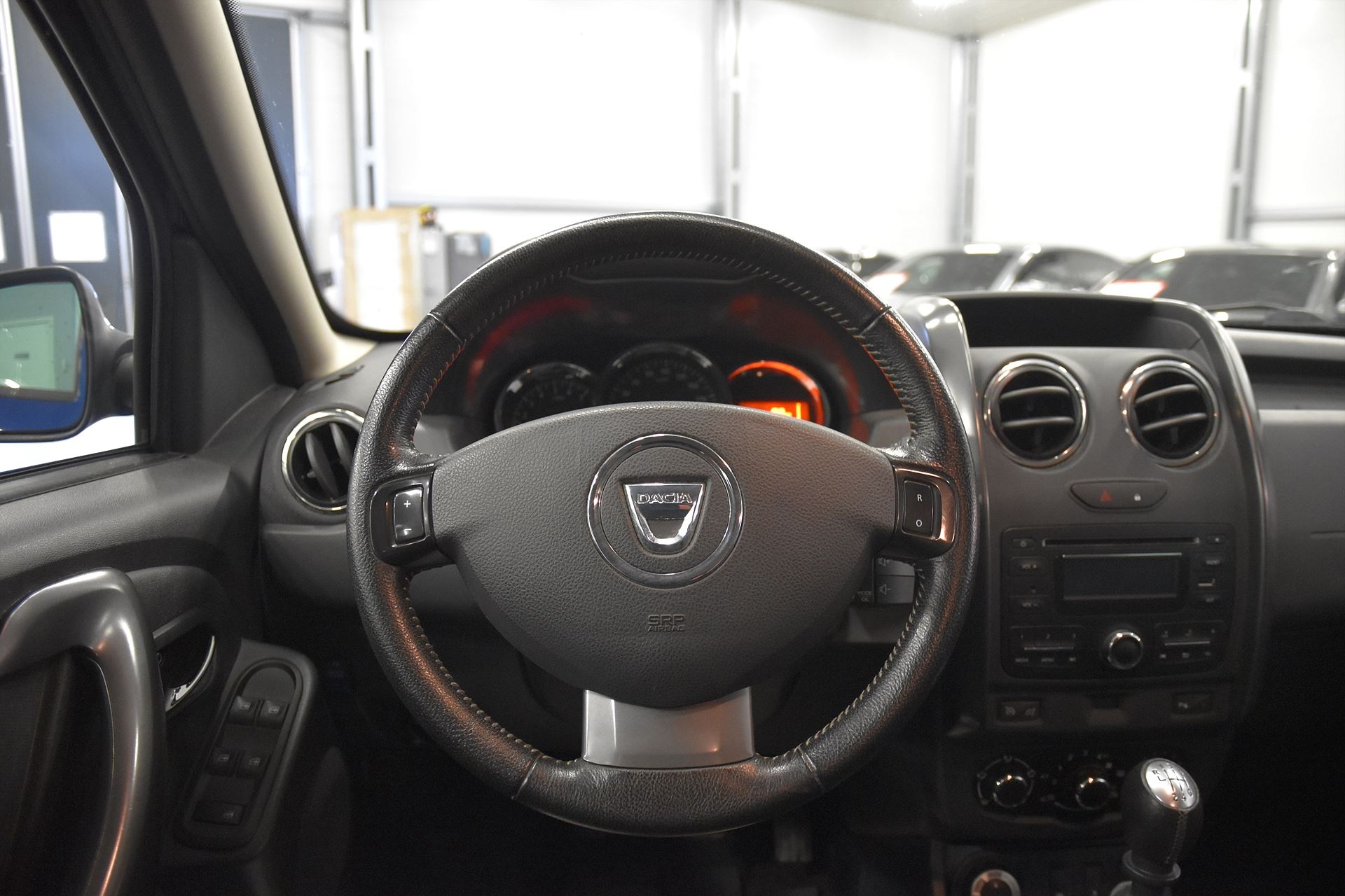 Dacia Duster 1.5 dCi 4x4 M-värm 109hk 2016, bild 2/37