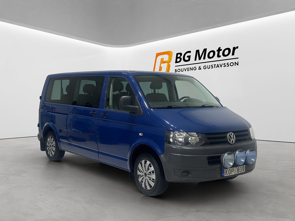 Volkswagen Caravelle 2.0 TDI 102HK Lång 9 sits Välservad