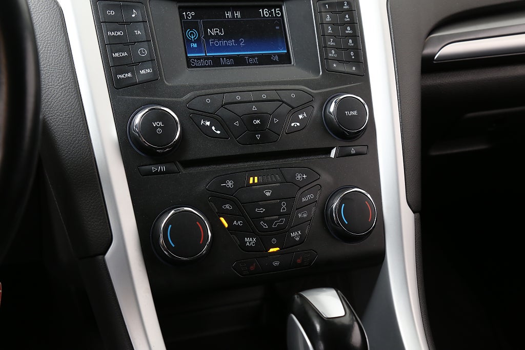 Ford Mondeo 2,0 TDCi 150hk Kombi Automat Drag 2017