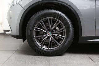 SUV Alfa Romeo Stelvio 7 av 27