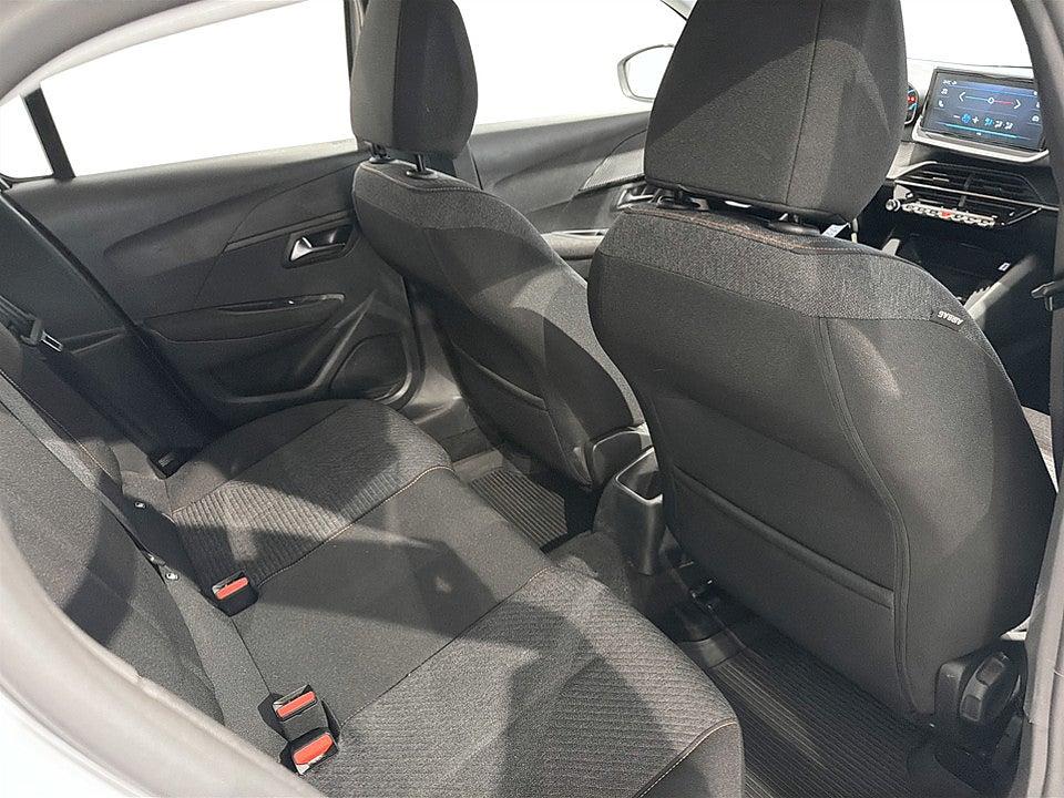 Bild på Peugeot 208 Style Hybrid 100hk Aut CARPLAY BACKSENSORER