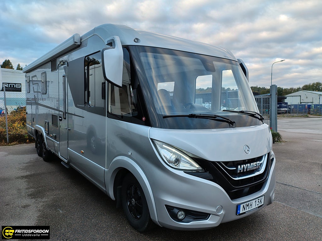 Hymer B 880 ML Utan Taksäng Med stödben