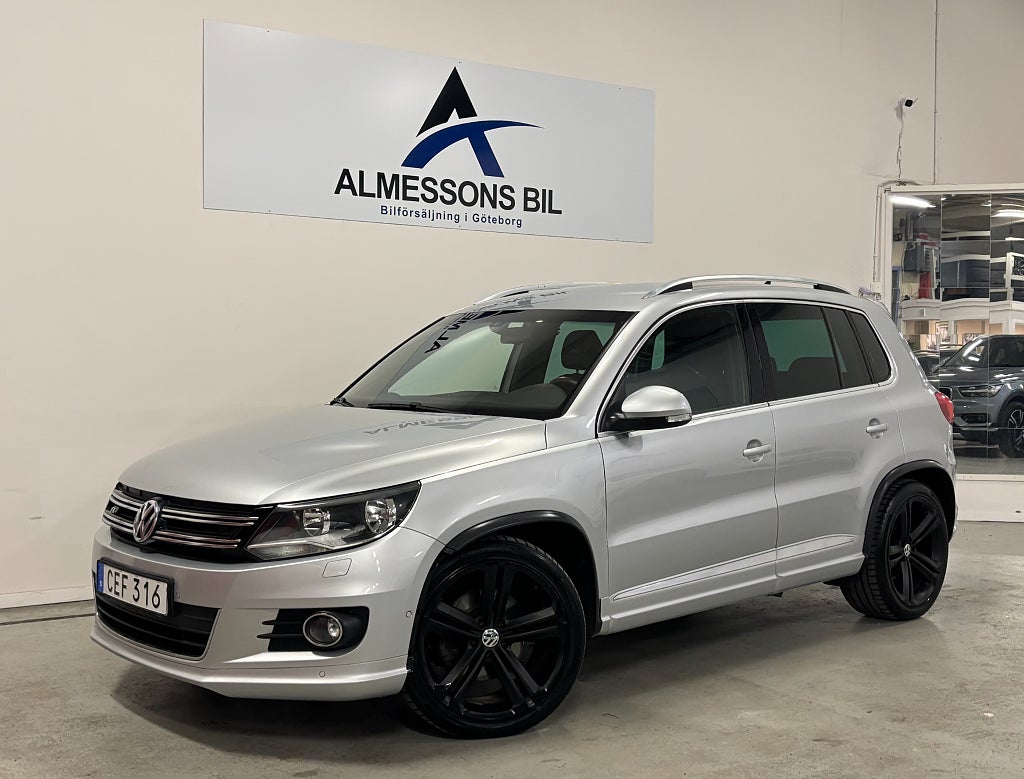 Volkswagen Tiguan 2.0 TDI DPF BMT 4Motion R-Line Backkamera Dragkrok Värmare. 