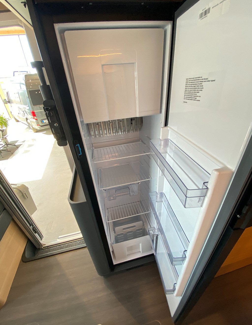 Adria Sonic Plus 700 SL / ALDE / Aut 180hk / Taksäng / Ugn - Adria