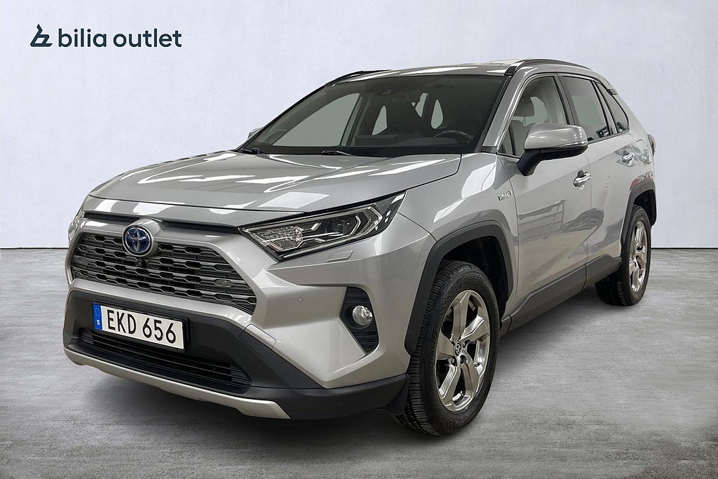 Toyota RAV4 Hybrid AWD-i E-CVT Executive Nyservad Drag JBL 360°kam Helskinn