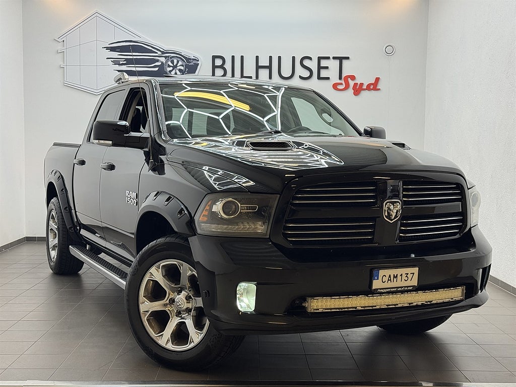 Dodge RAM Crew Cab 5.7 V8 HEMI 4x4 395hk Laramie MOMS/Tlucka/Alpine/Navi/B
