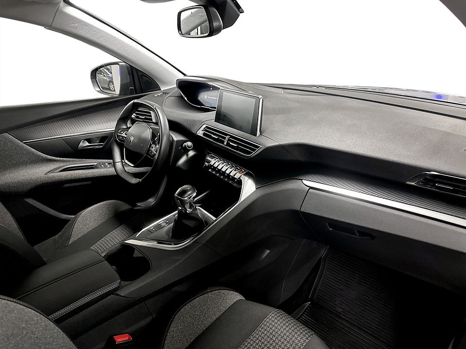 Bild på Peugeot 3008 Active Pack 1.2 PT 130hk KAMPANJRÄNTA 3,99%