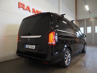 Minibuss Mercedes-Benz V 6 av 24