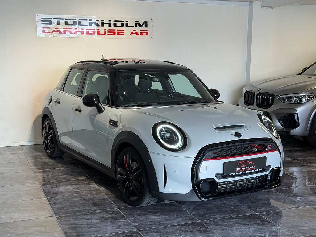 MINI Cooper S Hardtop 4-dörrars ombyggd till 2023 