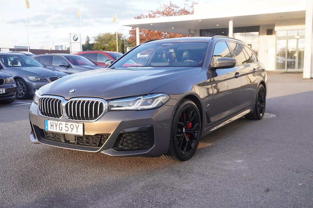 BMW 540 5-serie d xDrive Touring M Sport Ultimate Edition 19 Drag Värmar