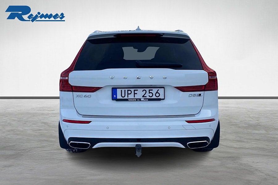Volvo XC60 D5 AWD R-Design/Välutrustad/Kamrem bytt 
