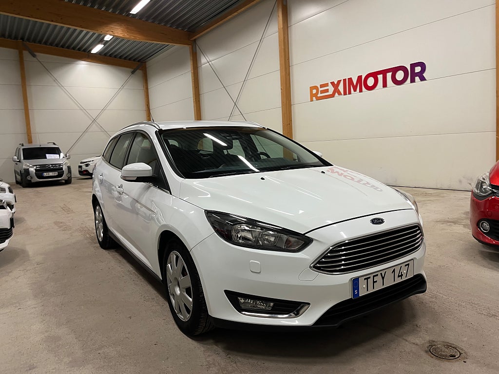 Ford Focus Kombi  EcoBoost Titanium  Ny Besiktad 