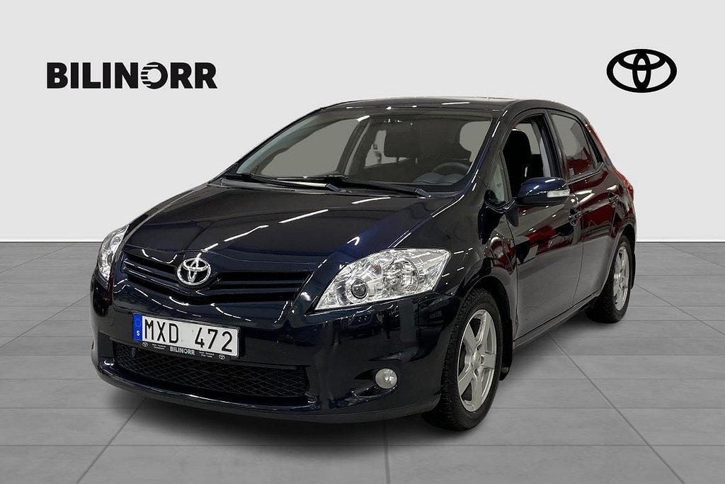 Toyota Auris 1,6, Motor och Kupevärmare, Dragkrok, Vinterh...