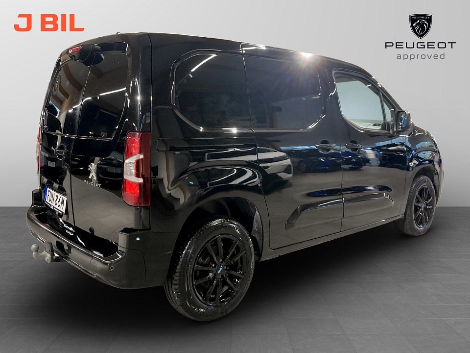 Bild på Peugeot Partner PRO+ 1.5 BHDi 130hk Aut L1 - ALU FÄLG,DRAG,ACC