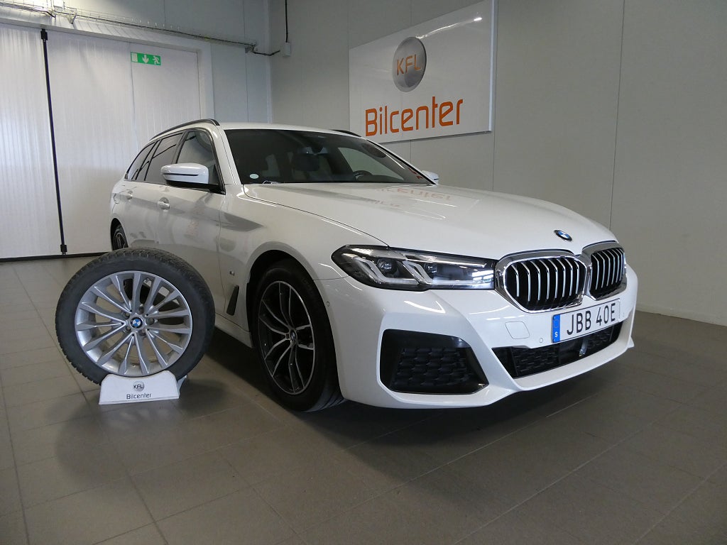 BMW 520d xDrive M Sport Aut-Drag-360kam-HUD-Navi-Värmare-SoV