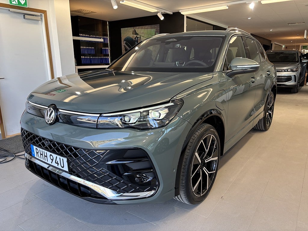 Volkswagen Tiguan eHybrid R-Line-Edition 4595kr/mån APRIL ERBJUDANDE