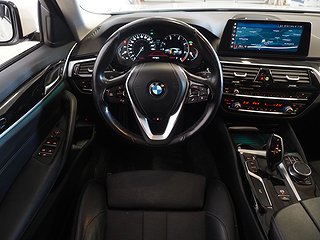 Kombi BMW 520 15 av 24