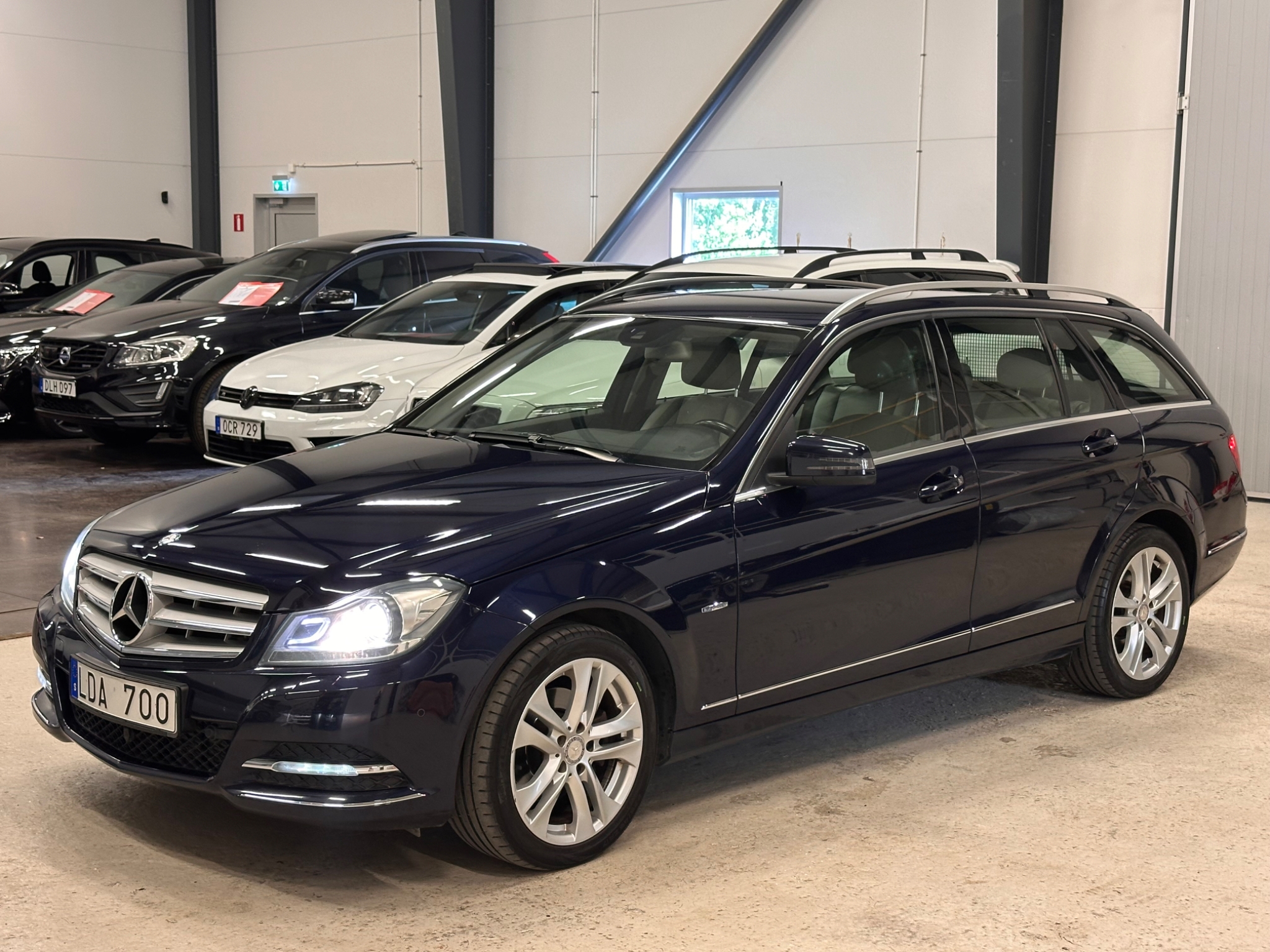 Mercedes-Benz C 2012, kuva 7/10