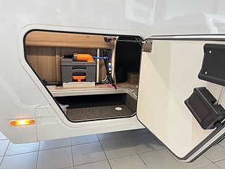 Husbil-halvintegrerad Kabe NOVUM 750 T 8 av 28