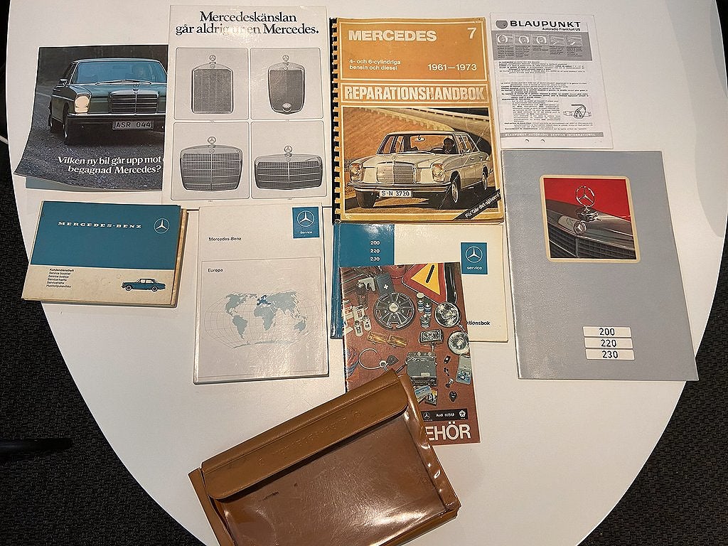 Mercedes-Benz 230 1973 - miniatyr 11
