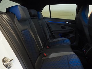 Halvkombi Volkswagen Golf 16 av 26