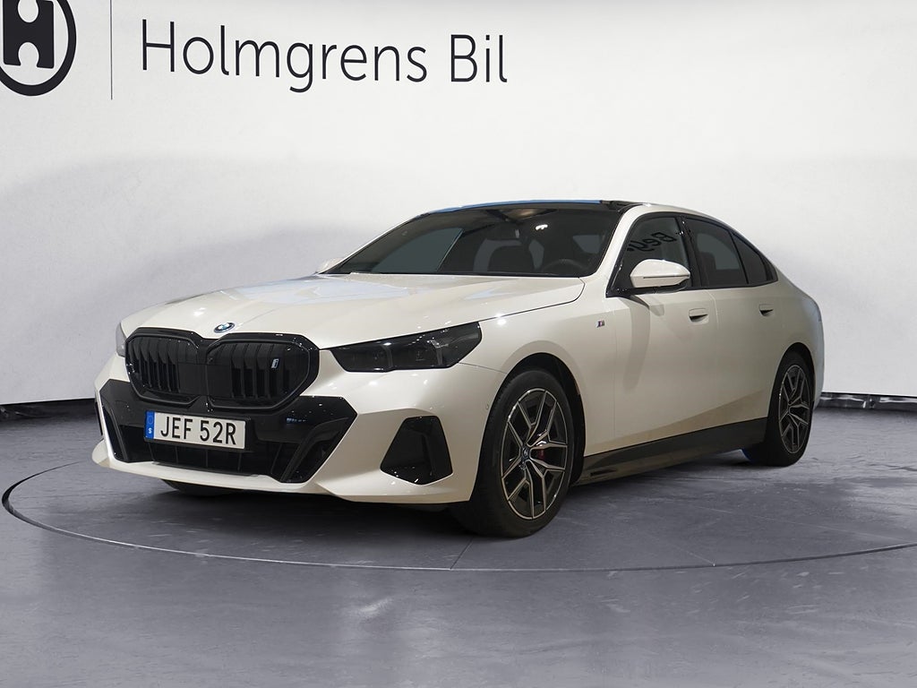 BMW i5 xDrive40 Sedan 2,95% ränta M Sport Pro Pano Drag DA Pro