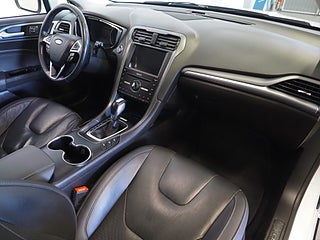 Sedan Ford Mondeo 11 av 24